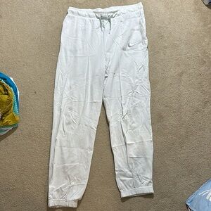 Nike White Jogger Sweatpant